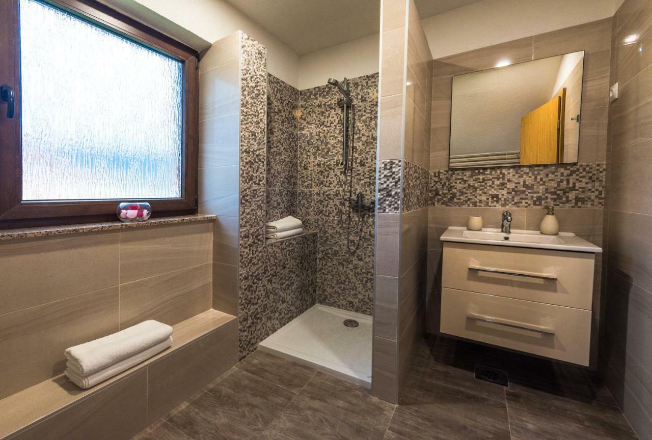 קורניצה Guest House Vana מראה חיצוני תמונה