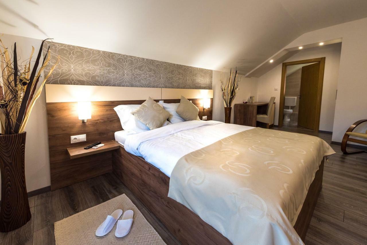 קורניצה Guest House Vana מראה חיצוני תמונה